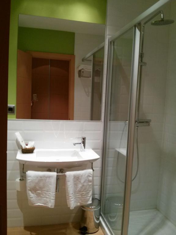 Hotel NRuta Ponferrada Bembibre  Habitación foto